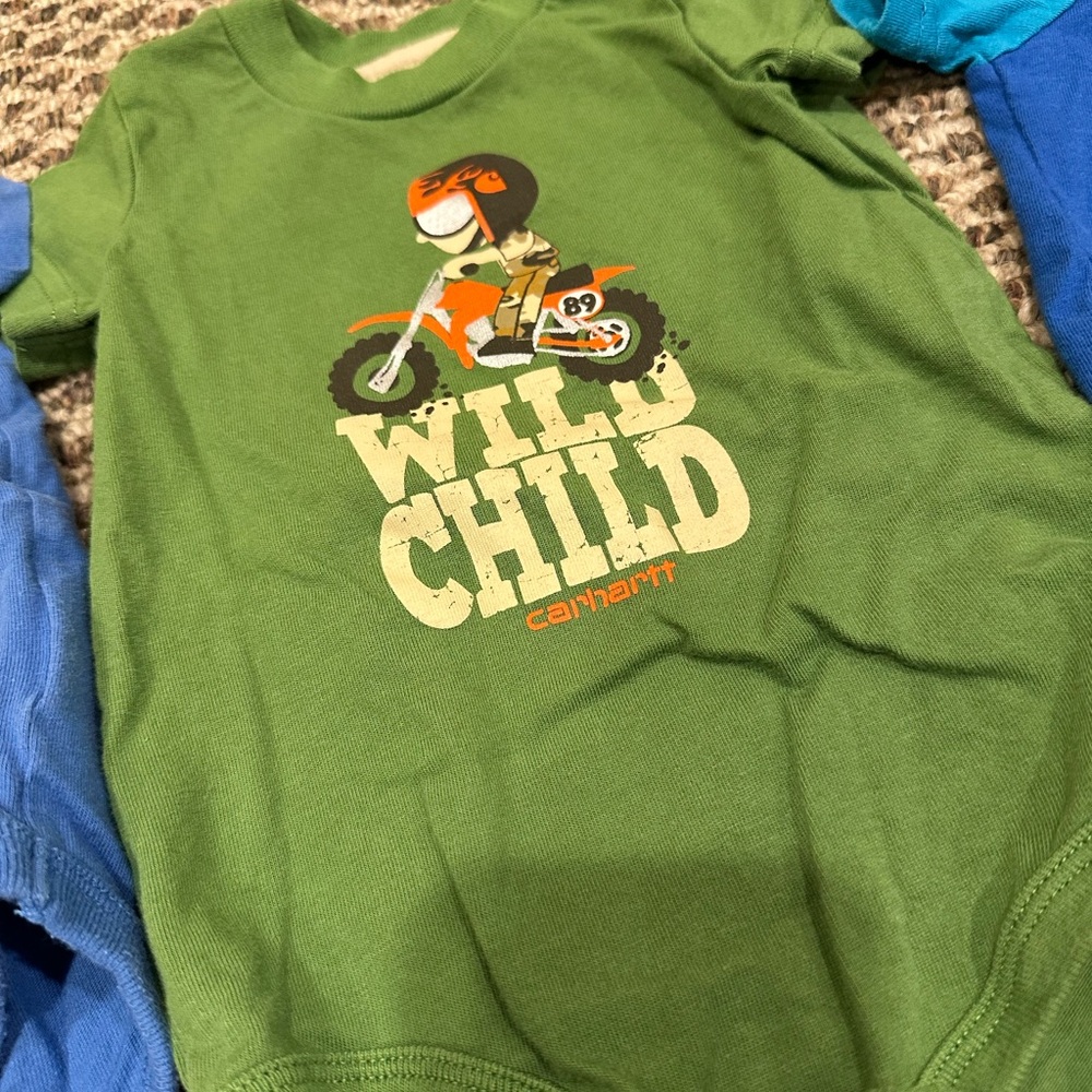 Onesies - Picture 7 of 8